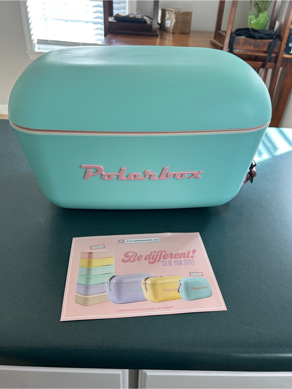 Polarbox Retrp Cooler (Cyan Baby)